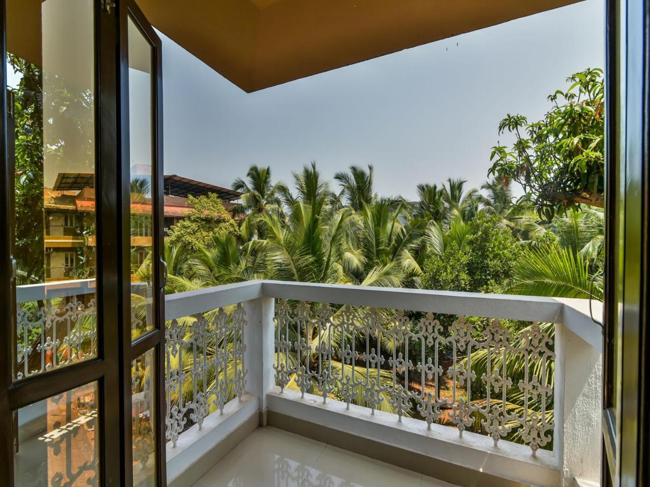 Ginger Tree Resort At The Beach Кандолим Екстериор снимка